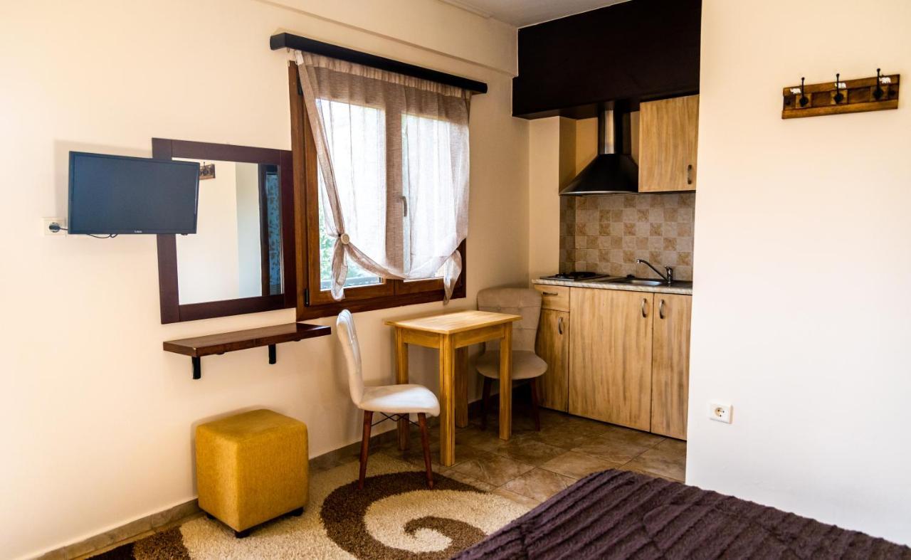 Enastron Otel Kalavryta Dış mekan fotoğraf