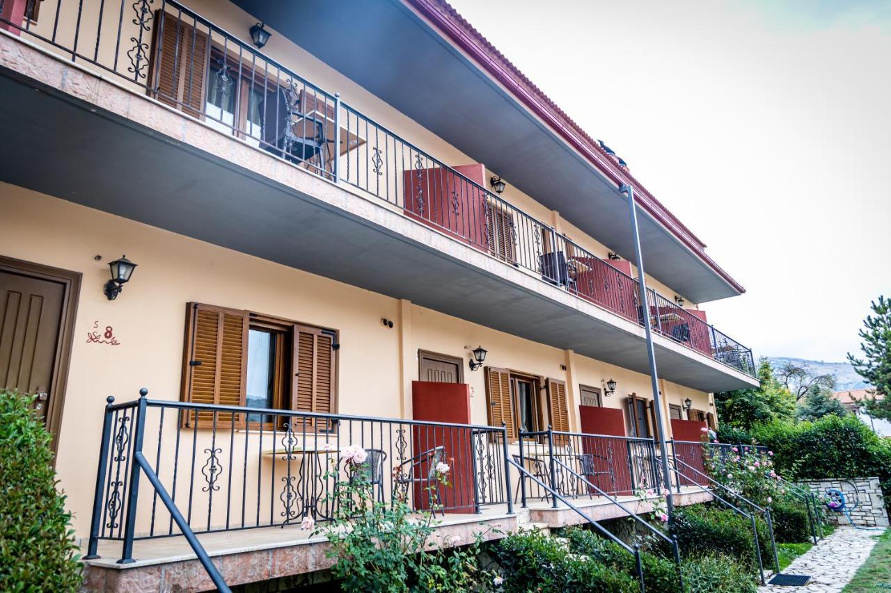 Enastron Otel Kalavryta Dış mekan fotoğraf