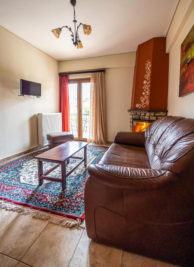 Enastron Otel Kalavryta Dış mekan fotoğraf